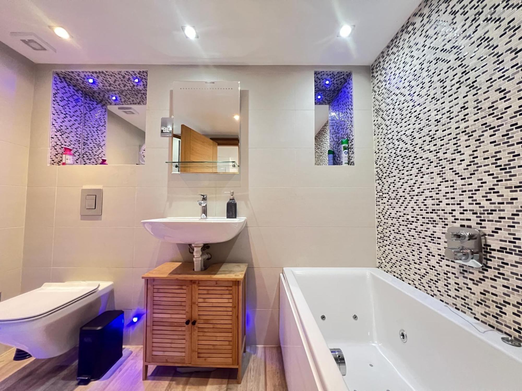3.5 High Ceilings - Centrally Located ロンドン エクステリア 写真