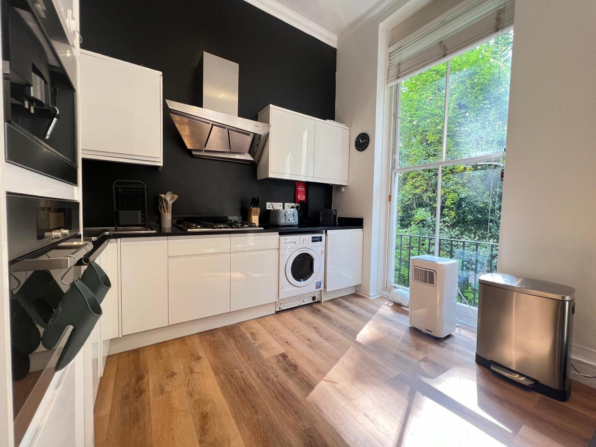 3.5 High Ceilings - Centrally Located ロンドン エクステリア 写真
